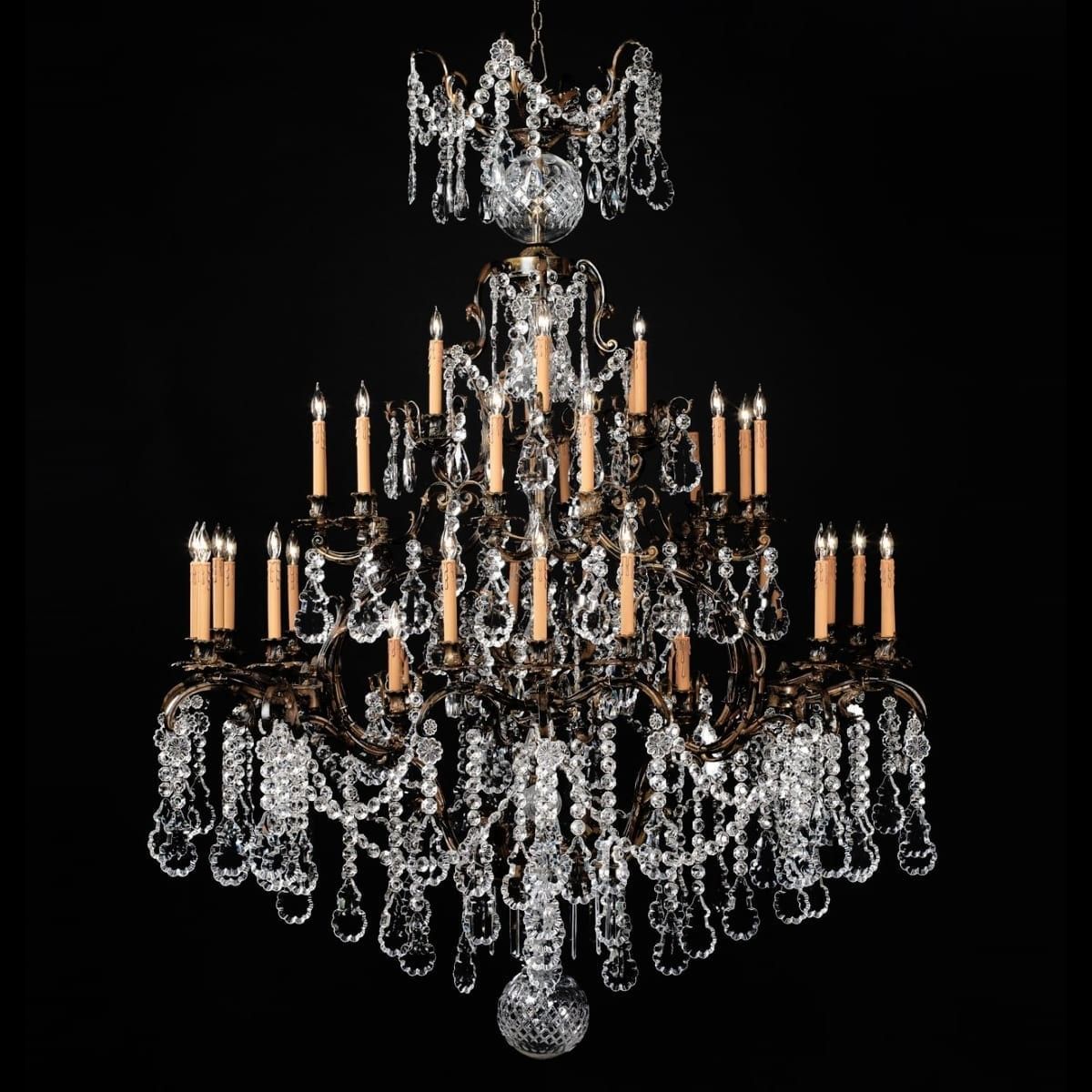 Badari / Chandeliers / Heritage B4-38/42