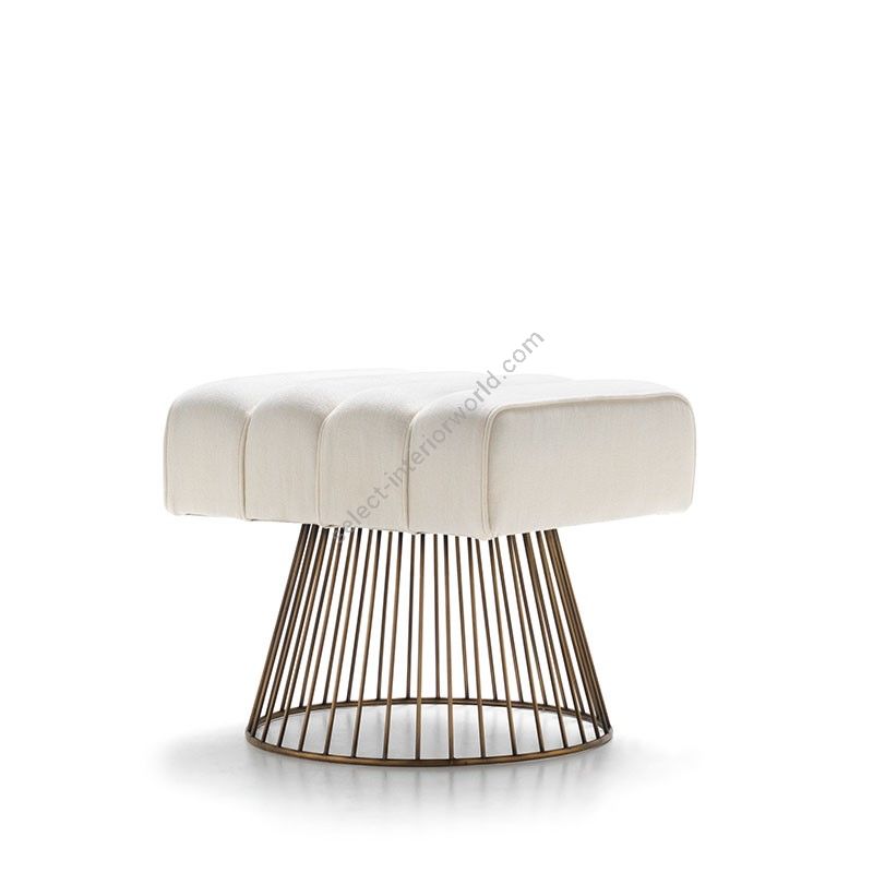 Badari / Poufs & Ottomans / Flower Pouf PF-FL-IR-VL