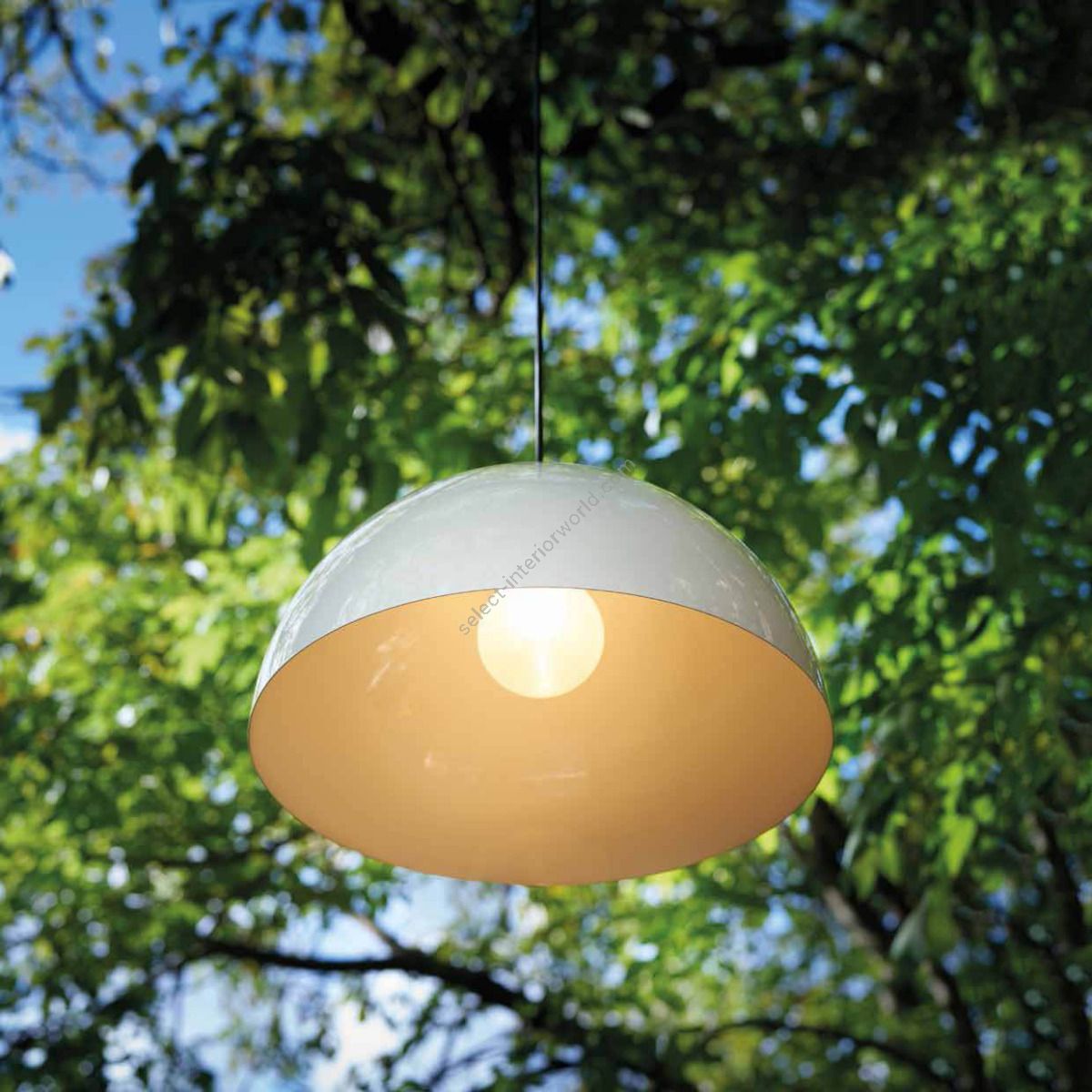 Zava / Outdoor Pendant Lighting / Amedeo