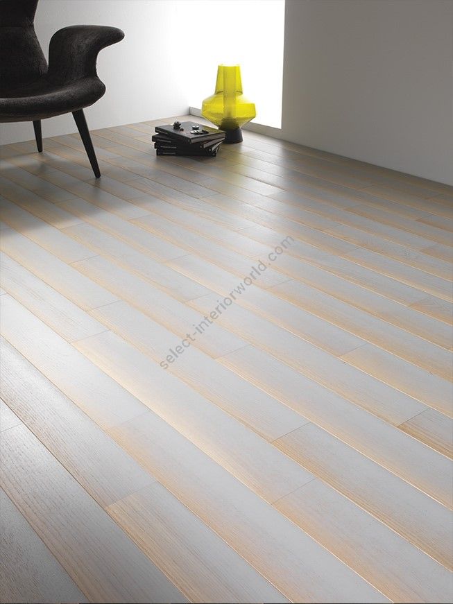 Berti / Diesel Living With Berti / Light grey parquet Grey Shadow