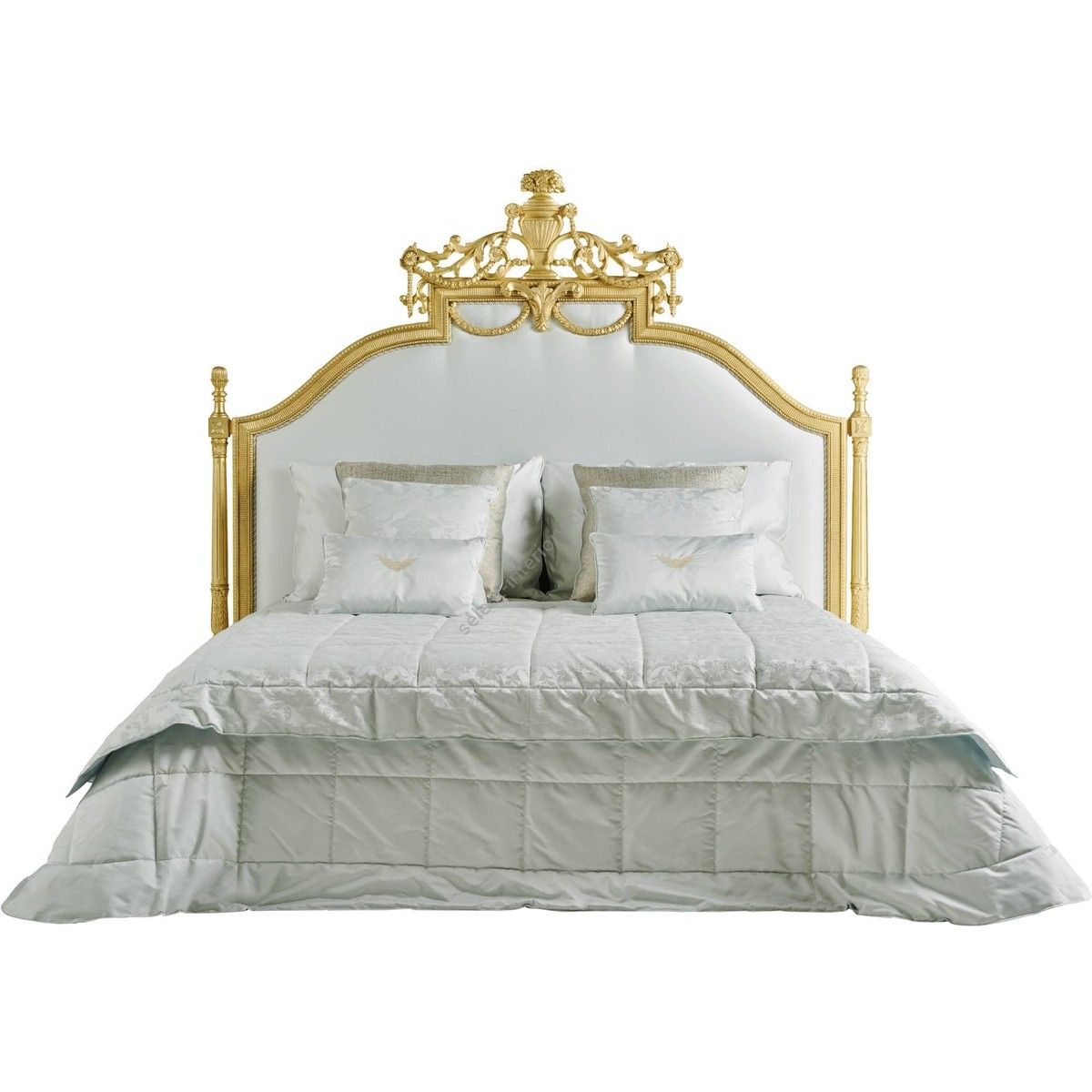 Jumbo Collection / Beds / Couronne Bed