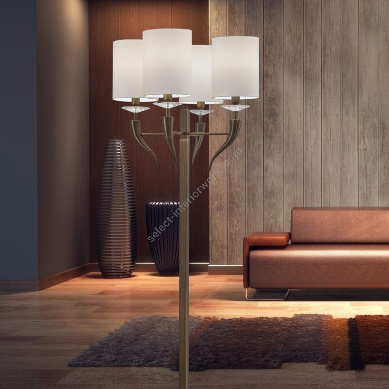 ILFARI / Floor Lamps / Loving Arms F4