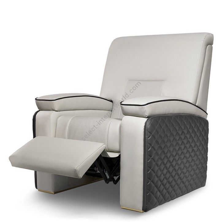 Luxxu / Massage Chairs / Thomson