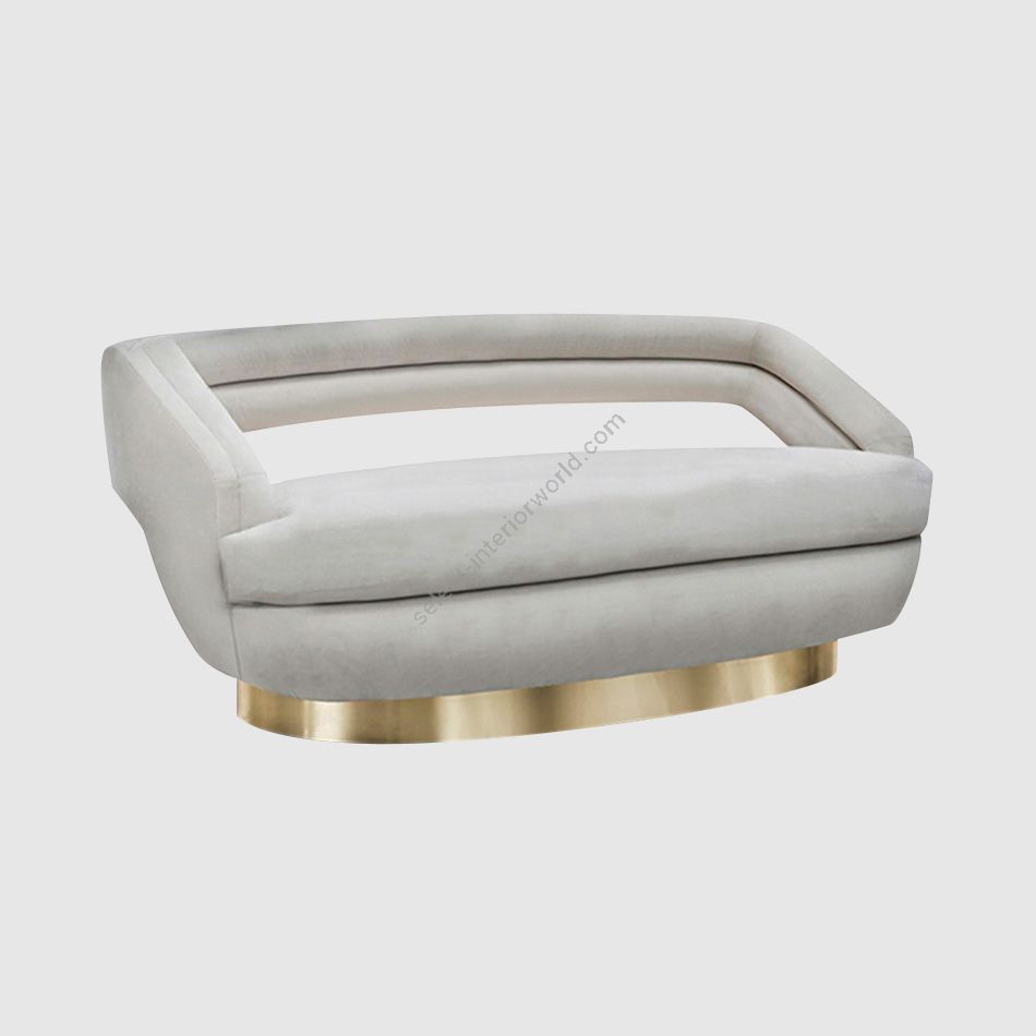Essential Home / Sofa / Russel