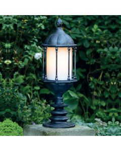 Robers / Outdoor Pedestal Lamp / AL 6591