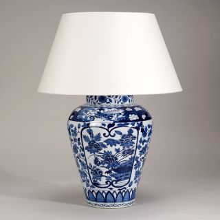 Vaughan / Table Lamp / Imari Vase TC0066