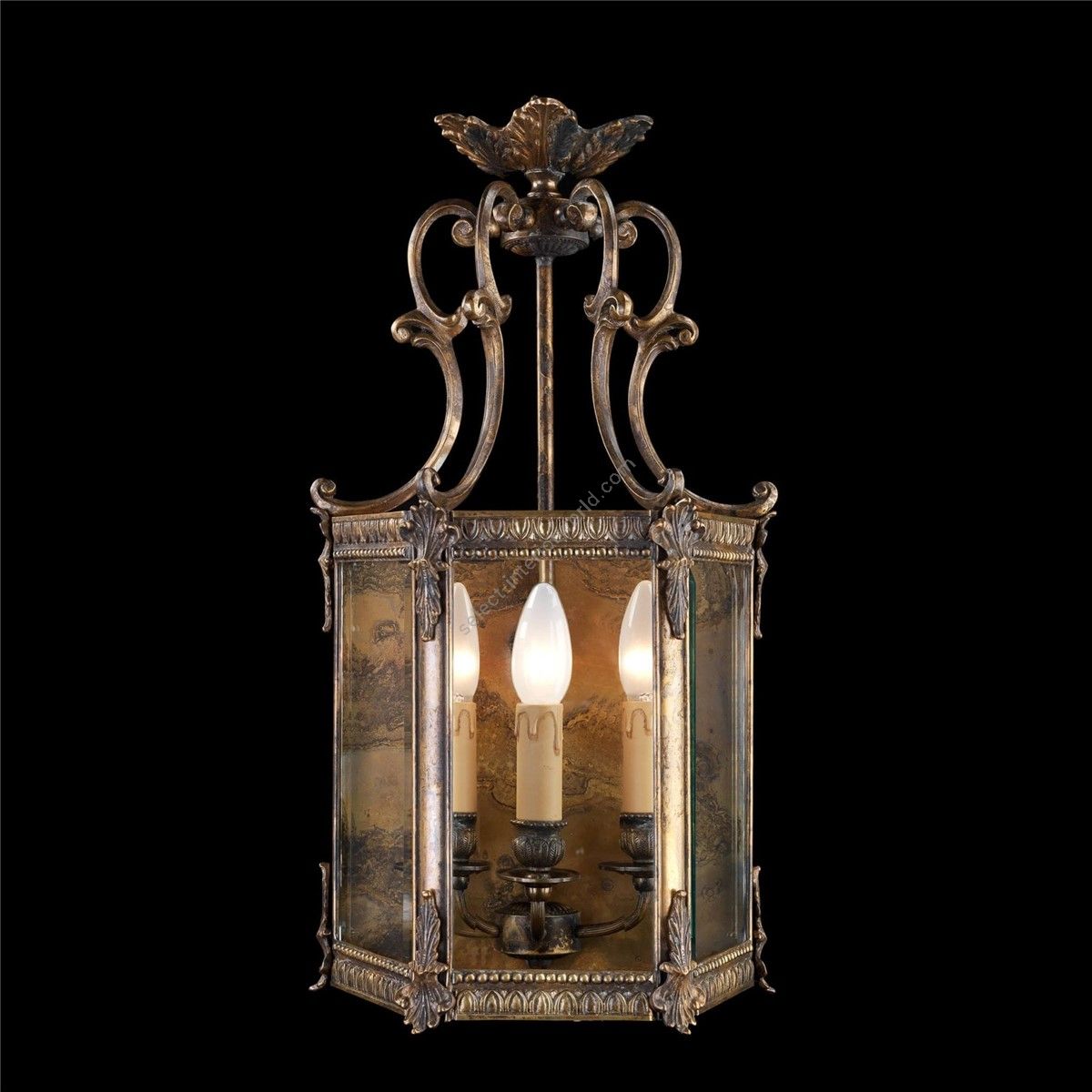 Badari / Wall Sconces / Versailles Wall Lantern A6-370/3