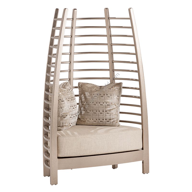Adriana Hoyos / Lounge chair / Chocolate CH10-900