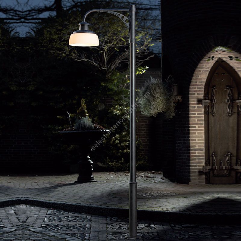 Robers / Outdoor Post Lamp / AL 6831