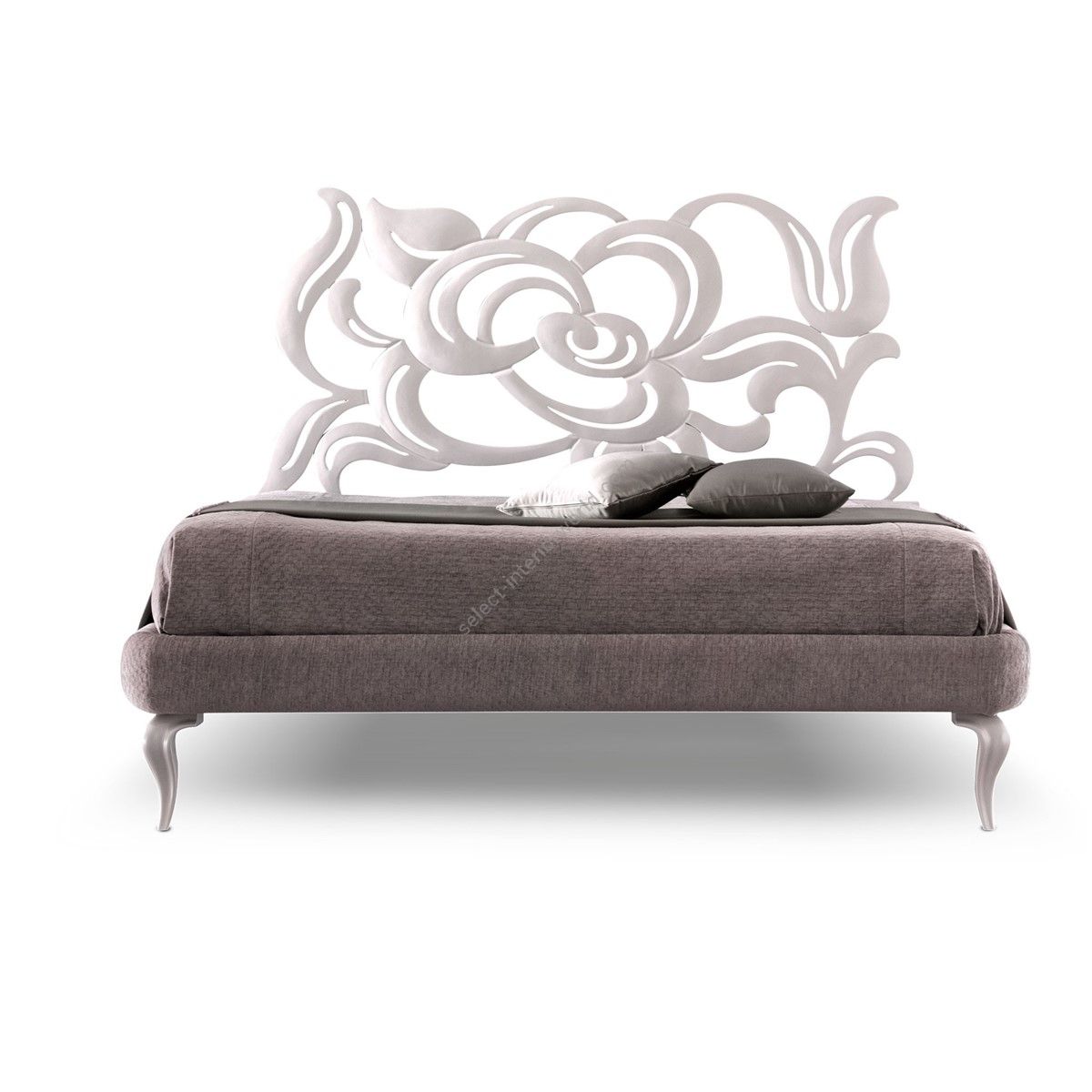 Corte Zari / Panel Beds / Megan