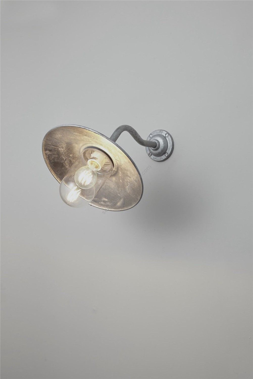 Original BTC / Wall Lights / Exterior Bracket Canted 7680