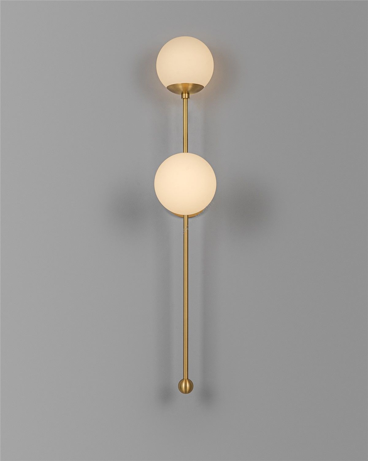 Schwung design / Wall Sconces / Globe Dual