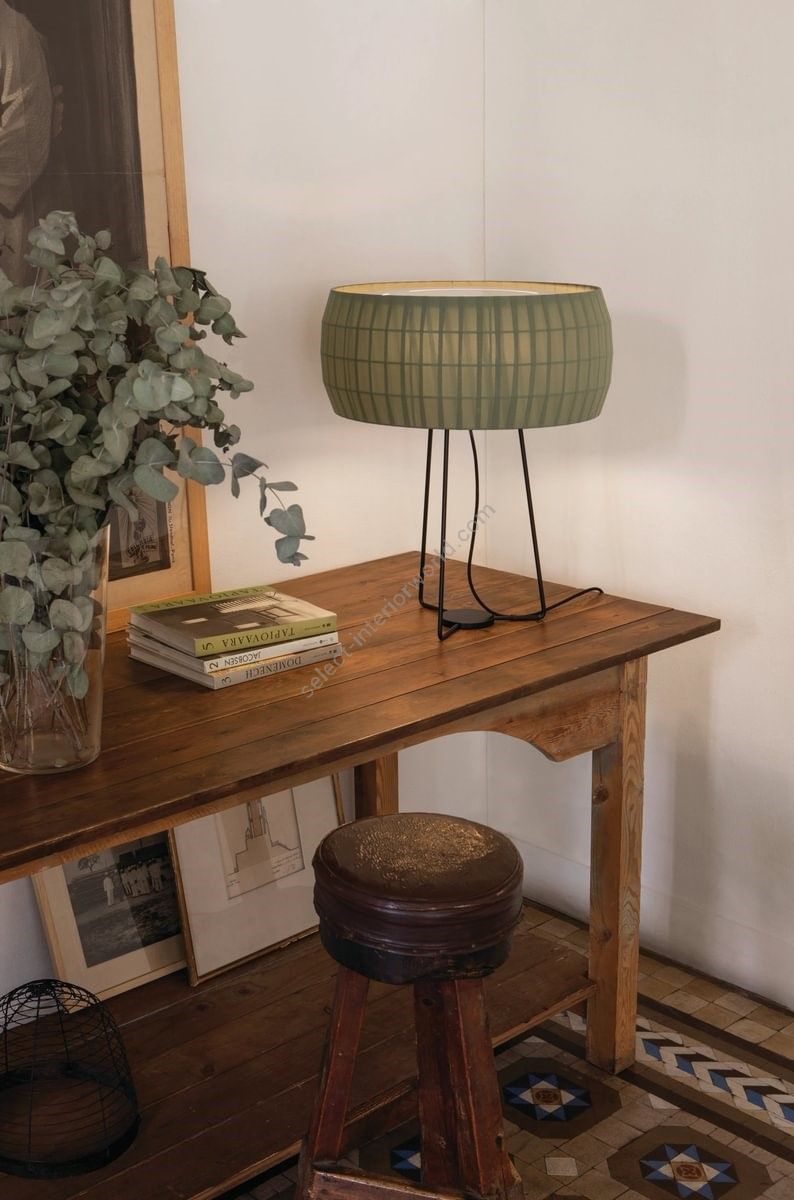 Carpyen / Table Lamps / Isamu
