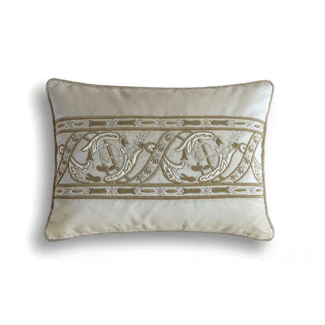 Beaumont & Fletcher / Pillows / Racine Cushion