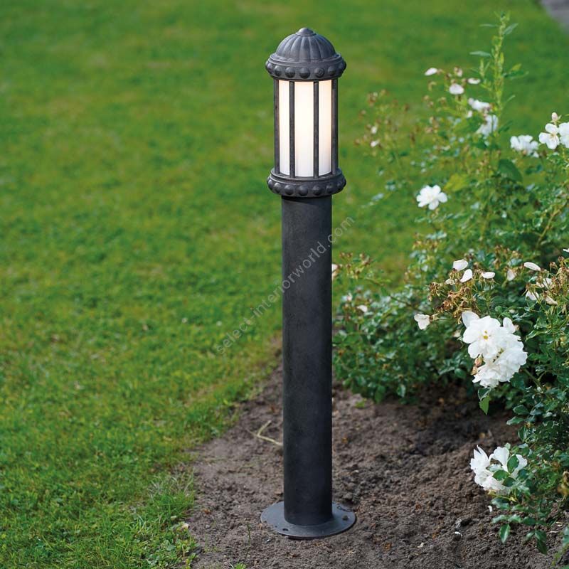 Robers / Outdoor Post Lamp / AL 6907