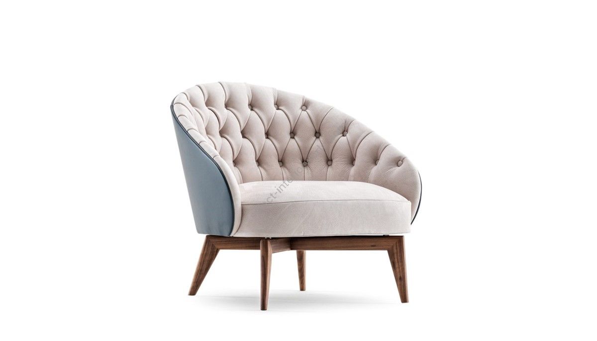 Ulivi Salotti / Armchairs / Sarah Capitonne