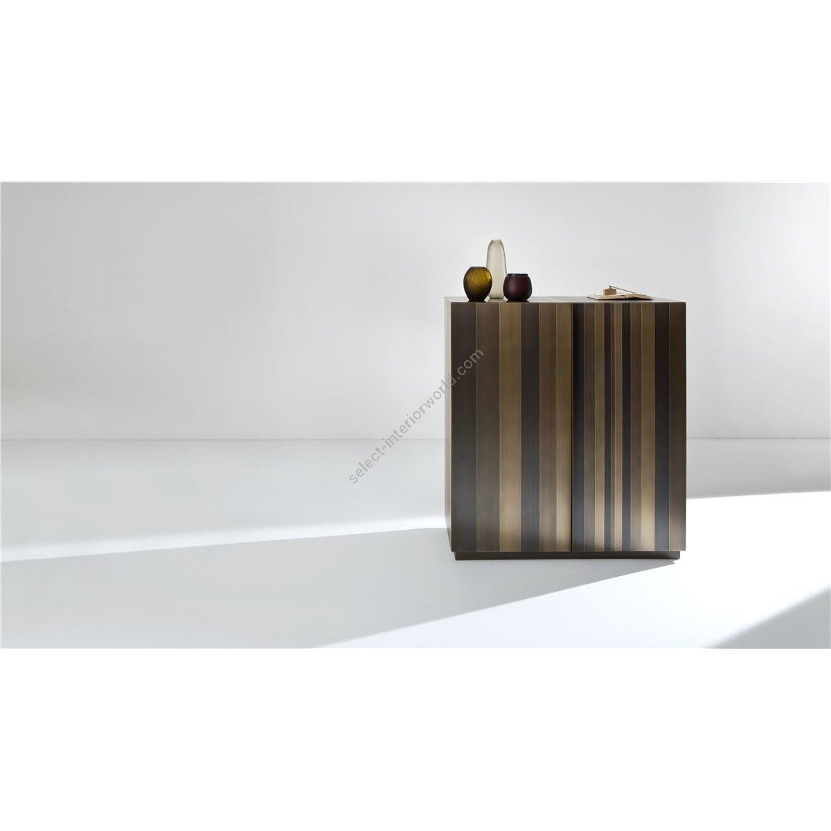 Laurameroni / Sideboards & Units / ST 01