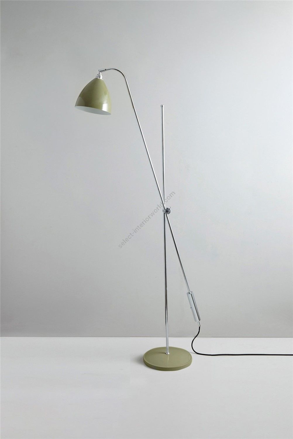 Original Btc / Floor lights / Task Overreach Floor Light