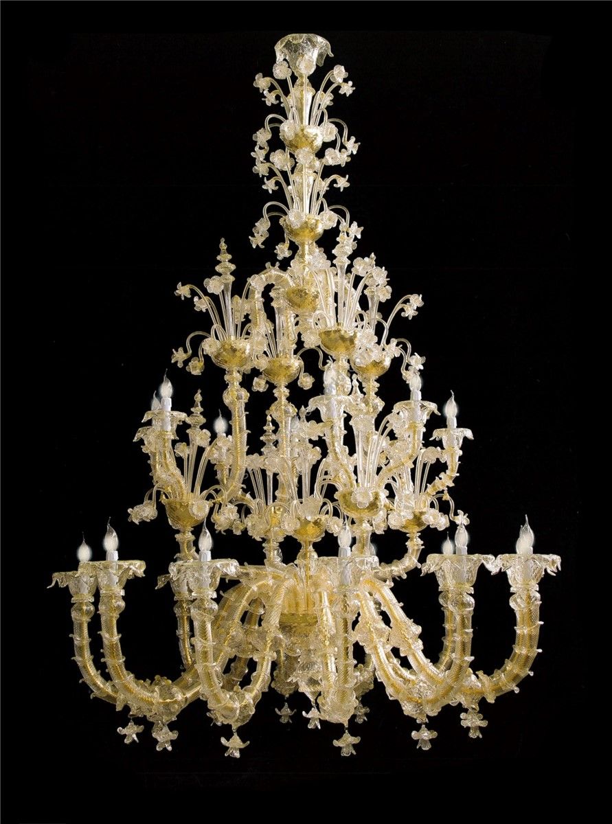 Italian Luxury Lighting / Chandeliers / Venetian Glass Gold and White 20-Light V8007 020