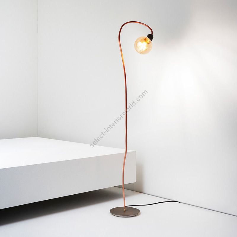 Zava Pato / Floor Lamp with swing arm. Made of Brass or Copper