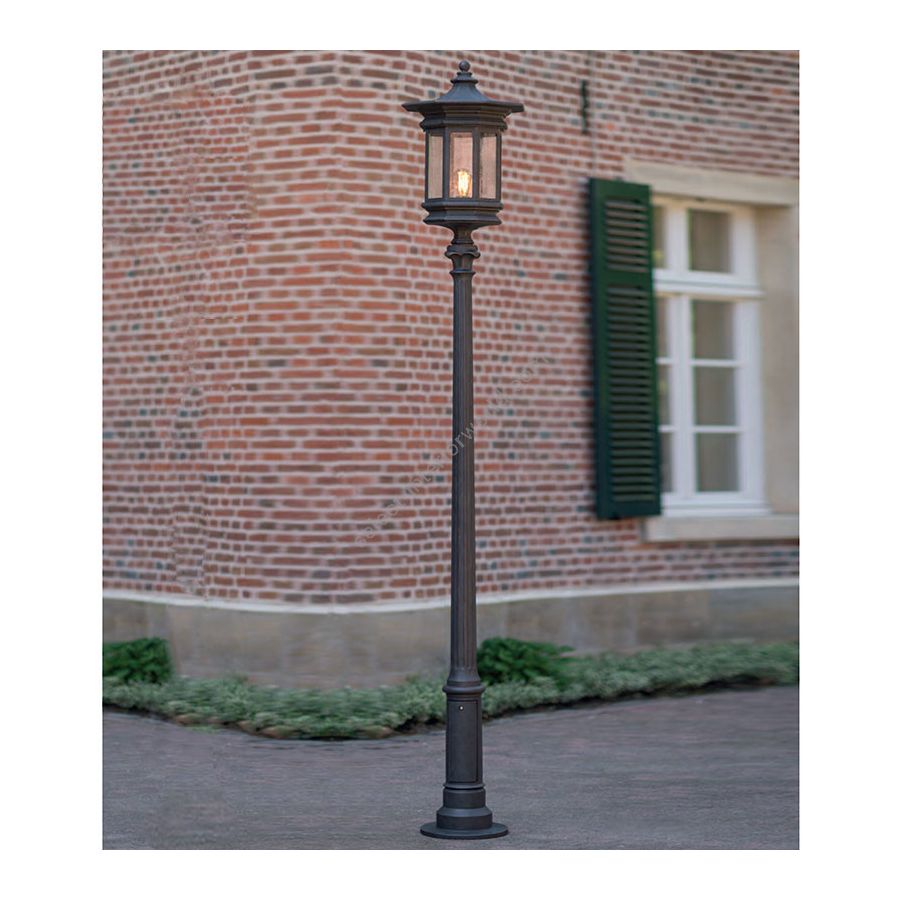 Old Copper finish (cm.: H 306.3 / inch: H 120")