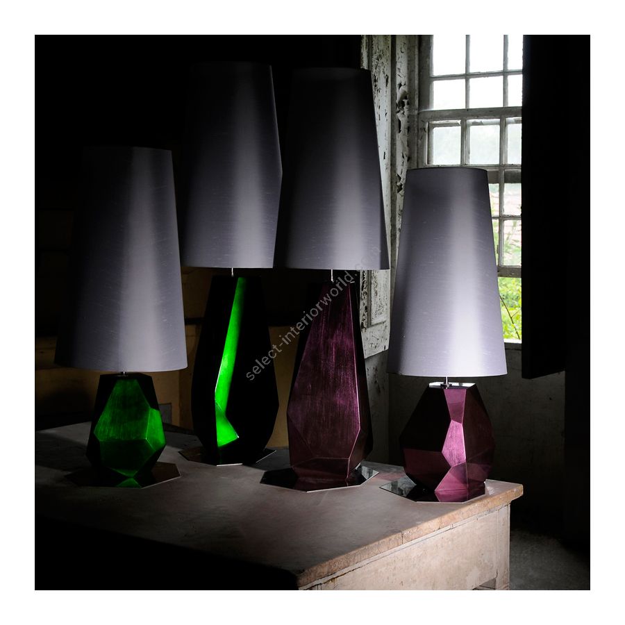 Shade: Arctic White; Base: Amethyst / Emerald