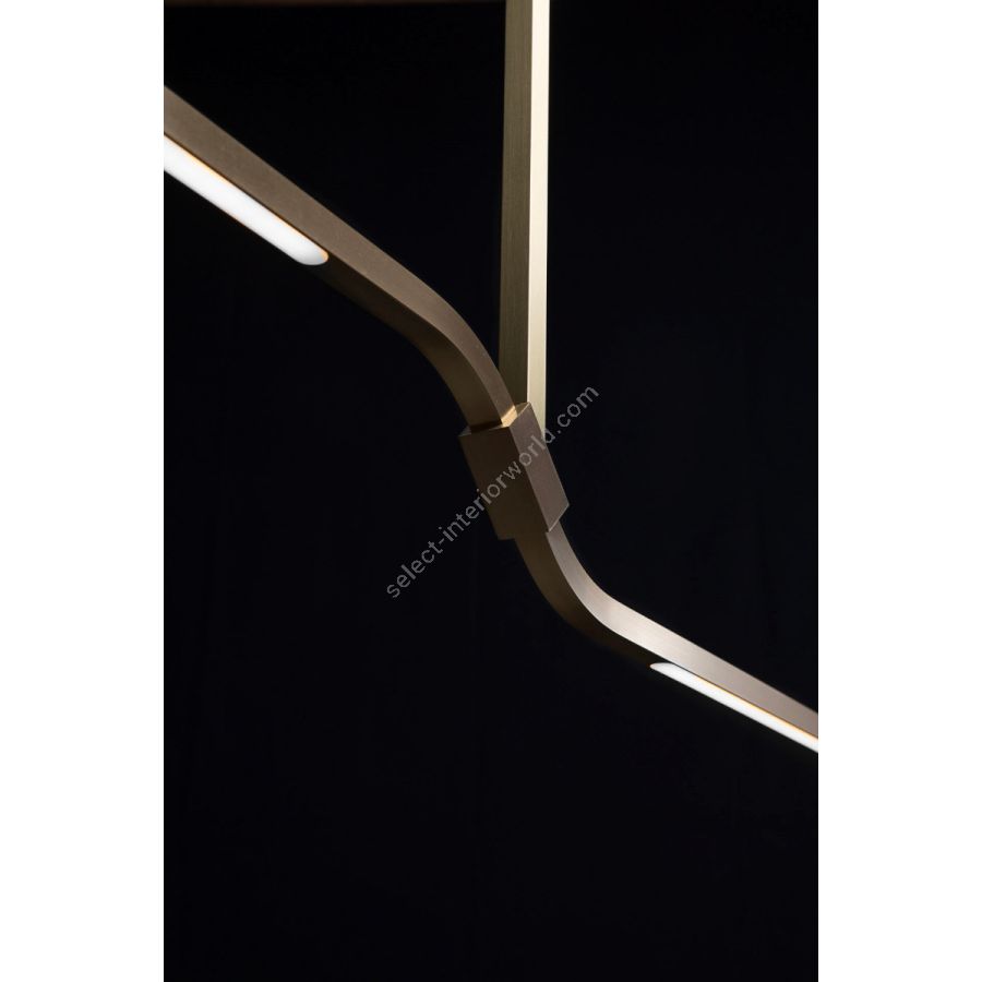 Shown in Satin Brass