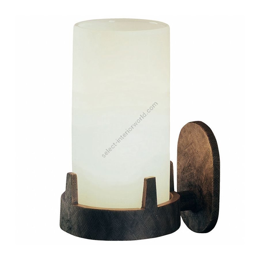 Natural patina finish / 1 light (cm.: 26.7 x 15.24 x 19.05 / inch.: 10.5" x 6" x 7.5")