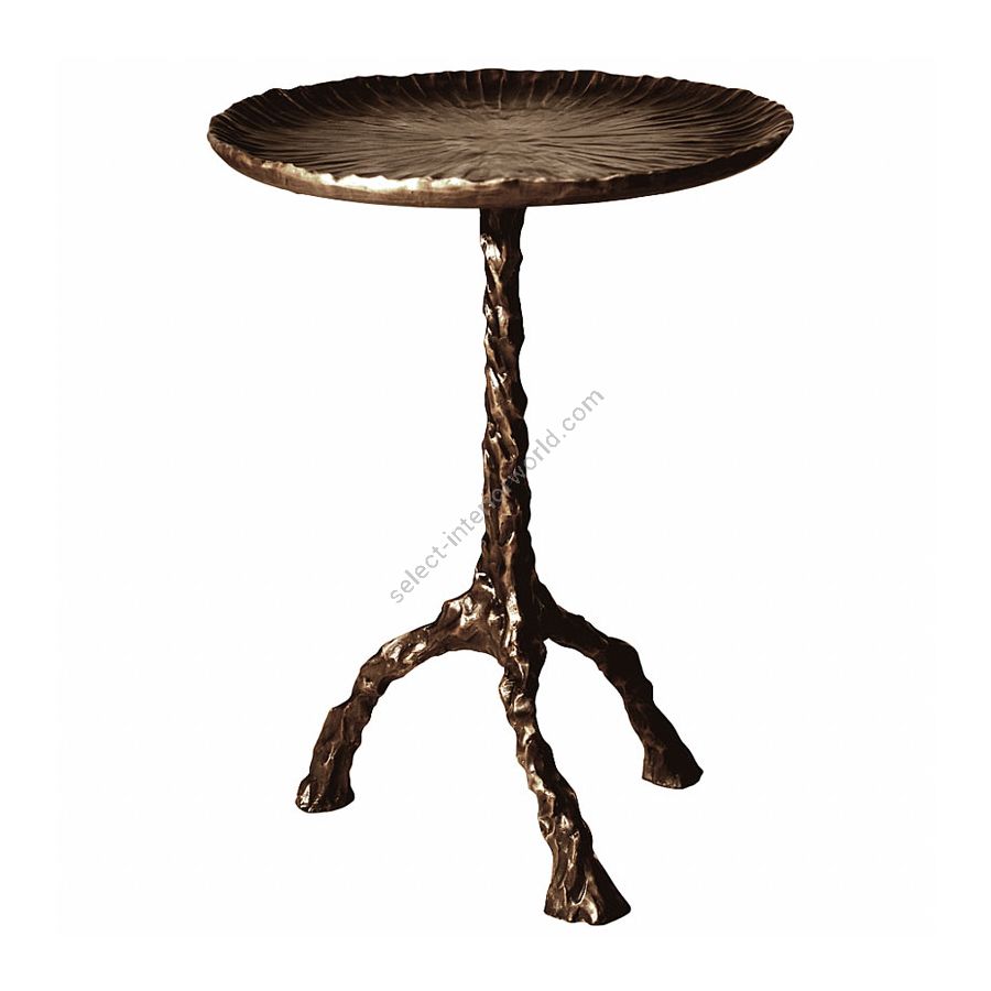 Natural patina finish