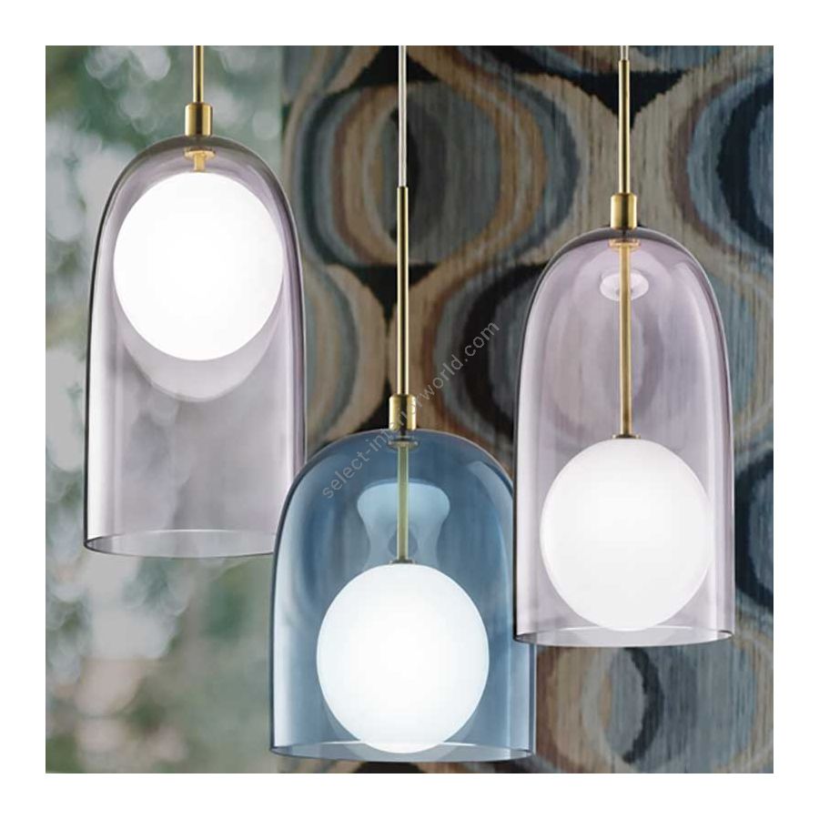 Brushed Brass finish / Milkwhite sphere / Cyclamen or Coral blue glass


 