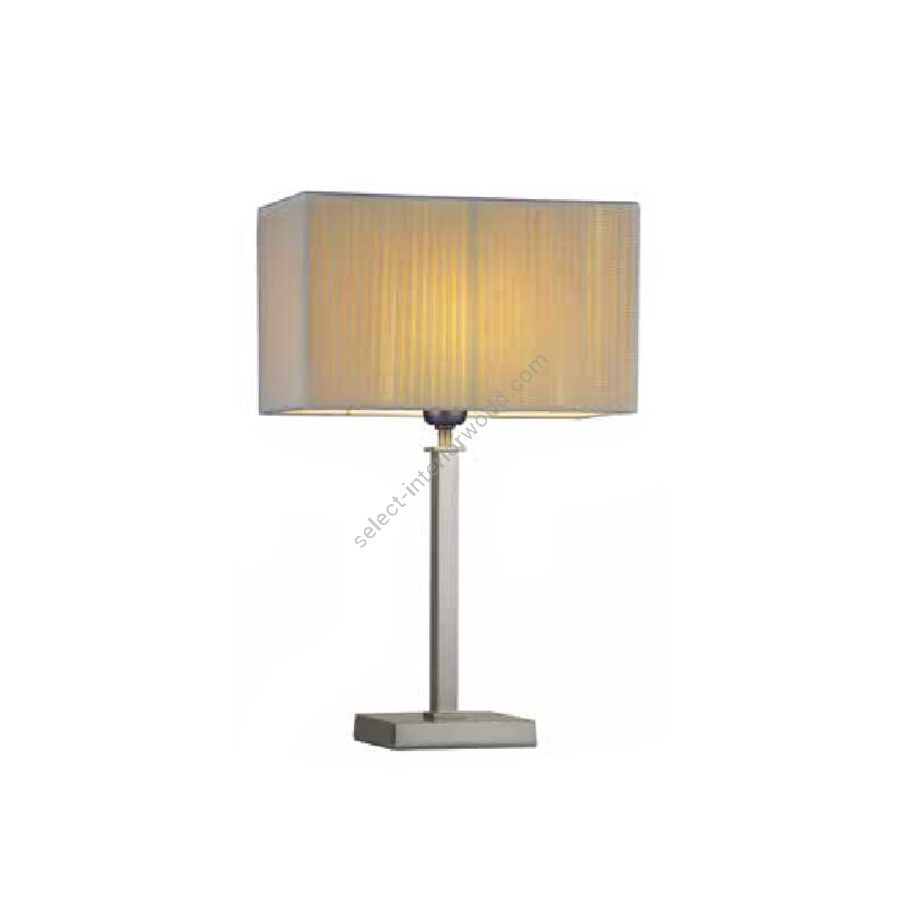 cm.: 47 x 30 x 15 / inch.: 18.5" x 11.8" x 5.9"