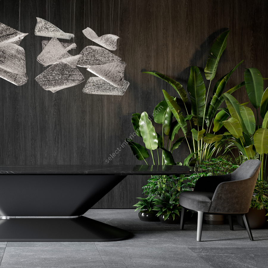 Elevate 50″ 895140-161 Silver / Frozen Pages