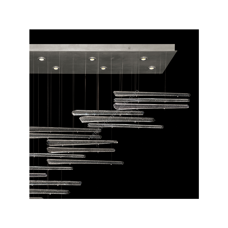 Elevate 62″ 894840-141 Silver / Ebony Stardust Spires