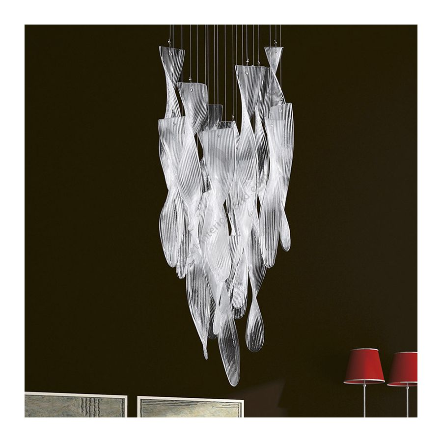 6 lights (cm.: min. 55 - max. 75 x 50 x 50 / inch.: min. 21.7" - max. 29.5" x 19.7" x 19.7") number