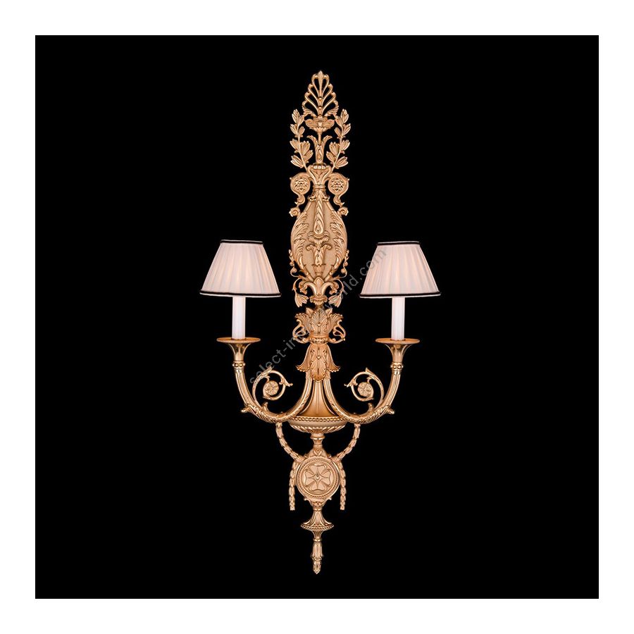 French Gold Finish / With white pleated lamp shades