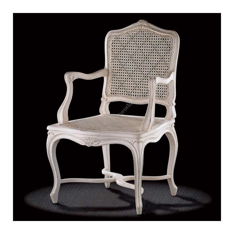 Antique White finish