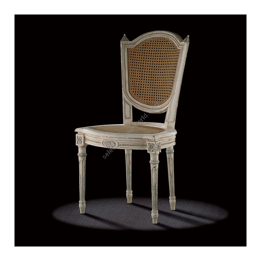 Antique White Blue Rechampi finish