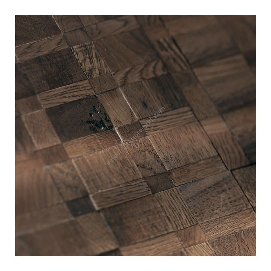 Finish: Walnut / Oak Light