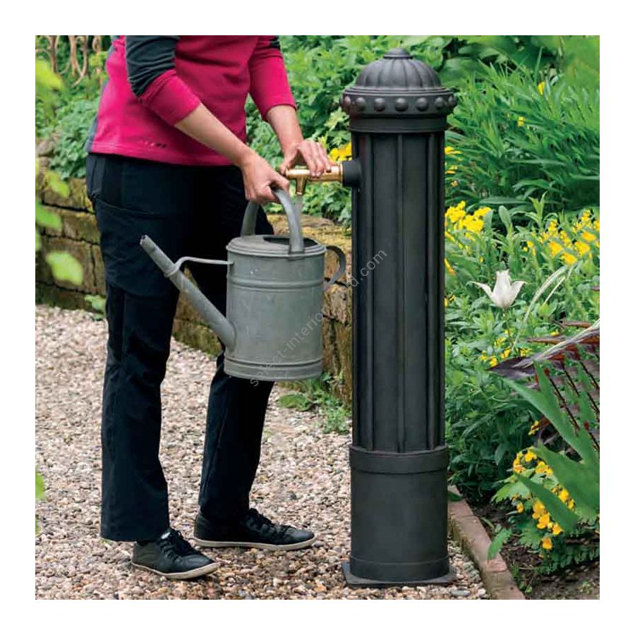 Outdoor fountain, handcrafted of wrought iron, Old copper finish