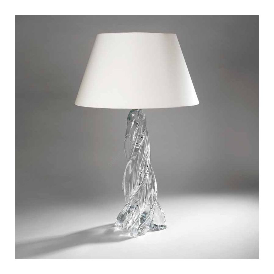 Table lamp / Laminated type of lampshade / Cream colour, material silk