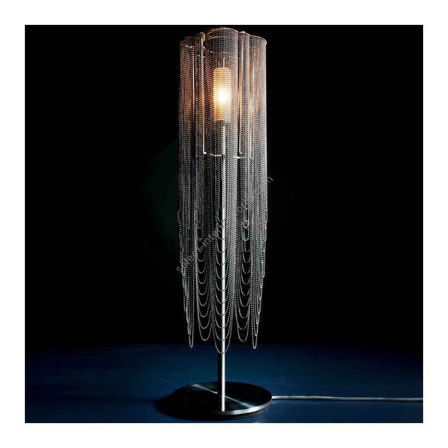 Smoke color range, cm.: 62 x 17 x 17 / inch.: 24.4" x 7" x 7" size