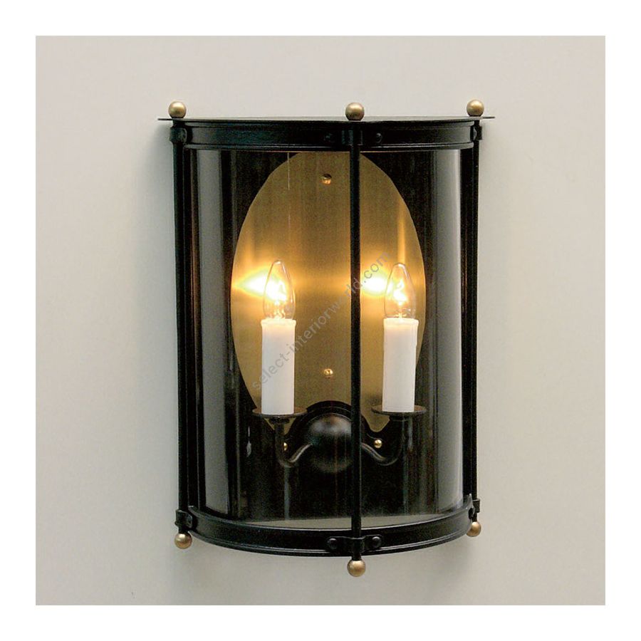 Old Black (cm.: 49 x 35 x 20 / inch.: 19" x 14" x 7.8")