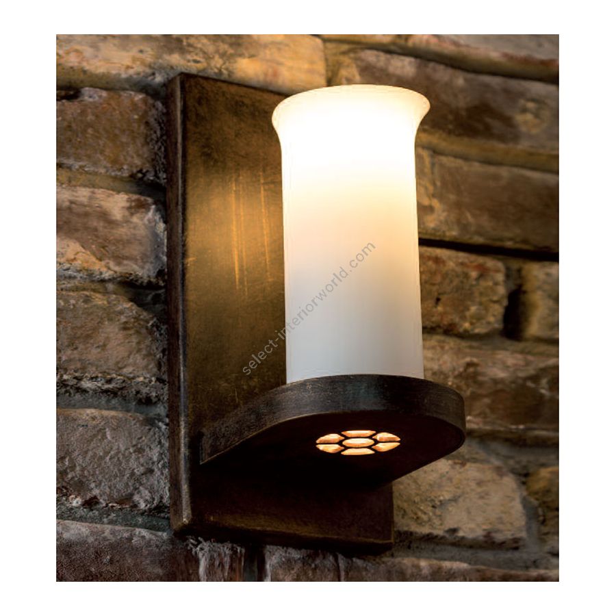 Patina finish, With Halogen Downlight